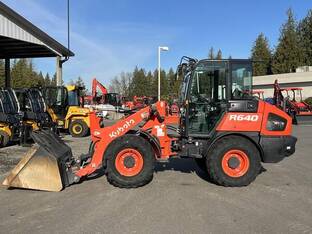 2023 Kubota R640