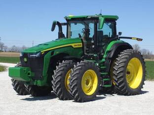 2025 John Deere 8R 370