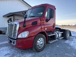 2016 Freightliner CASCADIA 113