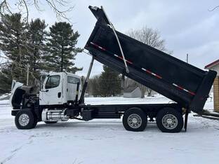 2012 Freightliner 114SD