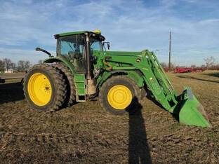 John Deere 6210R