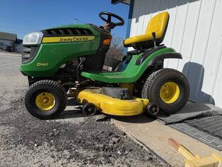 2015 John Deere D140