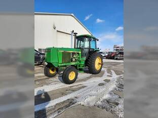 1983 John Deere 4450