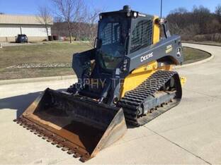 2023 John Deere 333G