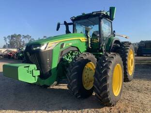2022 John Deere 8R 370