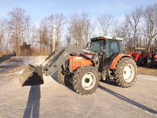 Massey-Ferguson 1547