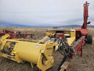 1995 New Holland 900