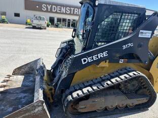 2023 John Deere 317G