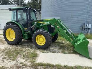 2022 John Deere 5115M