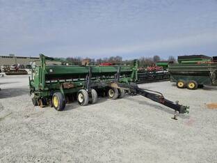 2001 John Deere 1530