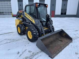 2012 New Holland L225