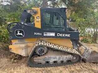 2023 John Deere 325G