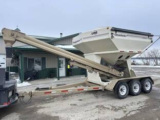 2009 Unverferth 3750