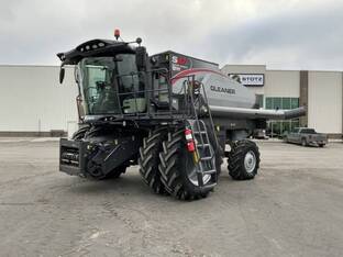 2022 Gleaner S97