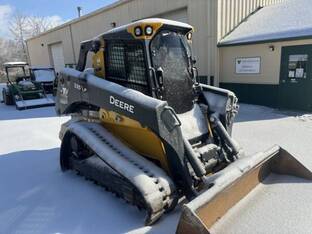 2024 John Deere 335 P