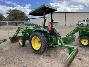2020 John Deere 4044