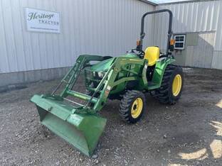 2020 John Deere 3032E