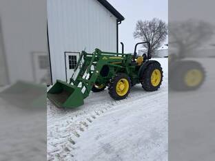 2010 John Deere 5085M