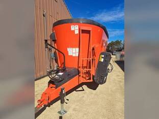 2012 Kuhn VT144