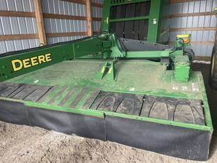 2015 John Deere 946