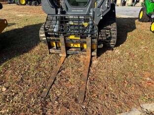 2020 John Deere Skid Steer 45