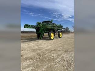 2022 John Deere 412R