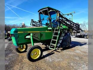 1999 John Deere 6700