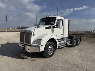 2015 Kenworth T880