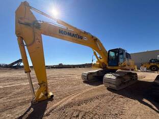 2023 Komatsu PC490 LC-11