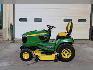 2019 John Deere X730