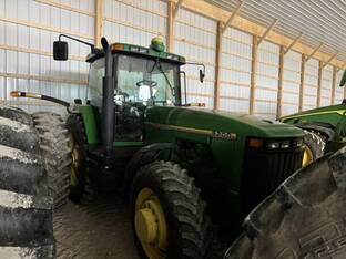 1998 John Deere 8200