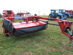 2020 New Holland 210