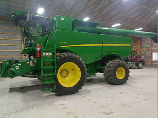 2021 John Deere S770
