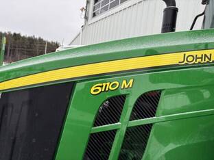 2022 John Deere 6110M