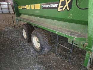 2017 Hustler Super Comby EX