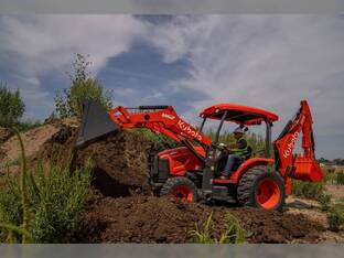 2026 Kubota M62