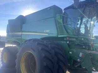 2022 John Deere S780