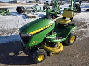 2017 John Deere X370