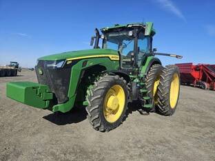 2022 John Deere 8R 310