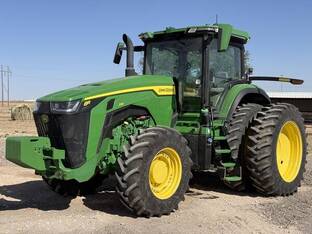 2021 John Deere 8R 230