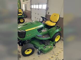 2025 John Deere X750