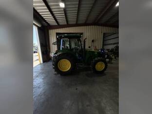 2026 John Deere 5075M