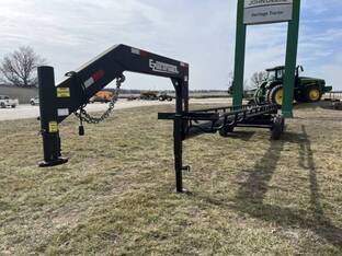 2022 E-Z Trail G32 EZ HAUL HAY HANDLER 32'