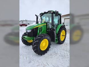2023 John Deere 6120M