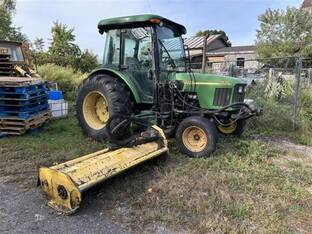 2002 John Deere 5520