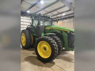 2022 John Deere 8R 340