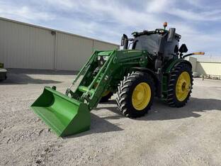 2024 John Deere 6R 250