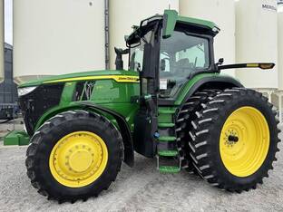 2023 John Deere 7R 270