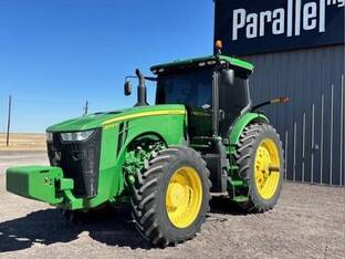 2016 John Deere 8245R