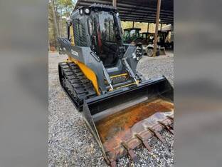 2023 John Deere 325G